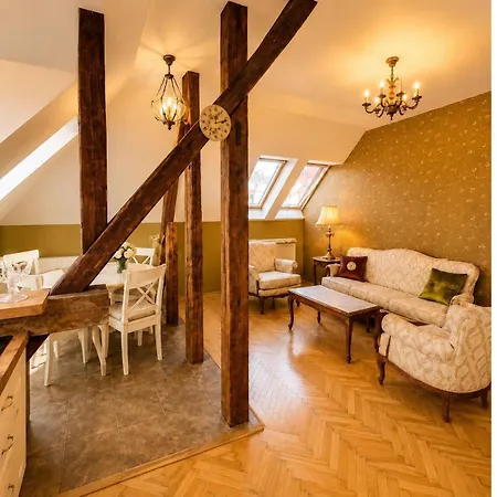 Apartment Authentic Heritage - Historic Views - Private Parking & Special Pool And Rates *