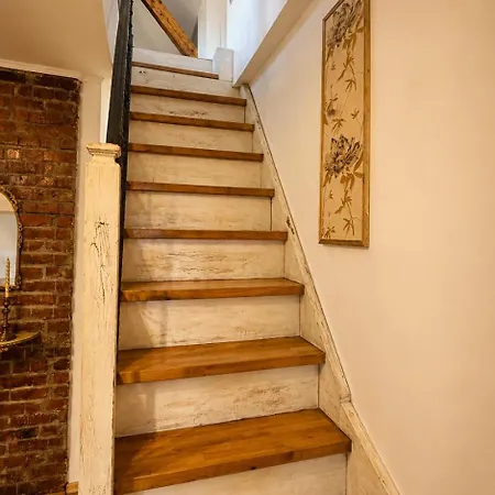 Apartment Authentic Heritage - Historic Views - Private Parking & Special Pool And Rates