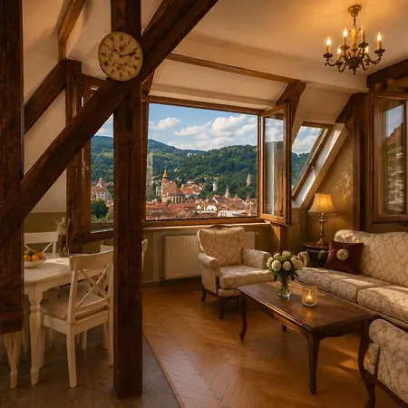 Authentic Heritage - Historic Views - Private Parking & Special Pool And Rates Apartment Brasov